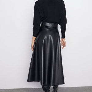 ZARA ベルト付きレザーテイストスカート ブラック　秋冬向け　2969249
