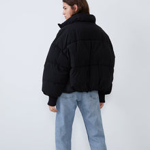 画像をギャラリービューアに読み込む, ZARA オーバーサイズ仕様パフジャケット ブラック  4341202