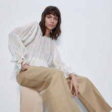 画像をギャラリービューアに読み込む, ZARA ザラ 刺繍入りブラウス　セミシースルー　春秋 2481781