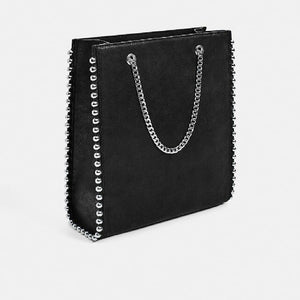 ZARA ザラ スタッズ付き ブラッククロスボディバッグ ブラック