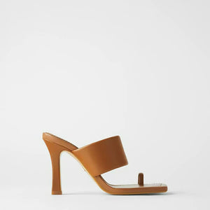 ZARA ザラ パッド入りストラップ付きリアルレザーハイヒールサンダル ナチュラル バニラ 2332510