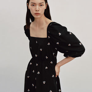 ZARA ザラエンブロイダリー ワンピース ブラックレディース0881801