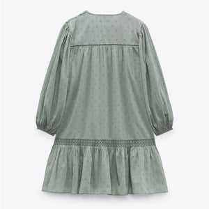ZARA ザラ Vネックカットアウト刺繍フリルワンピース レデイース グリーン 5107242