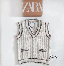 画像をギャラリービューアに読み込む, ZARA ザラ 前田希美サン着用　ステッチディテール ニットベストホワイト 3597151　